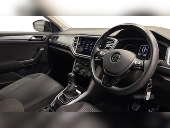 Used Volkswagen T-Roc 2022 for sale - 79497771: Photo
