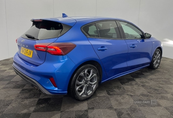 Used Ford Focus 2023 for sale - 76840171: Photo 2