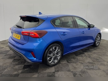 Used Ford Focus 2023 for sale - 76840171: Photo