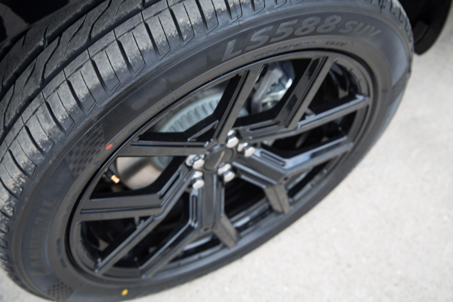 Used Land Rover Defender 110 for sale - 78092727: Photo 12