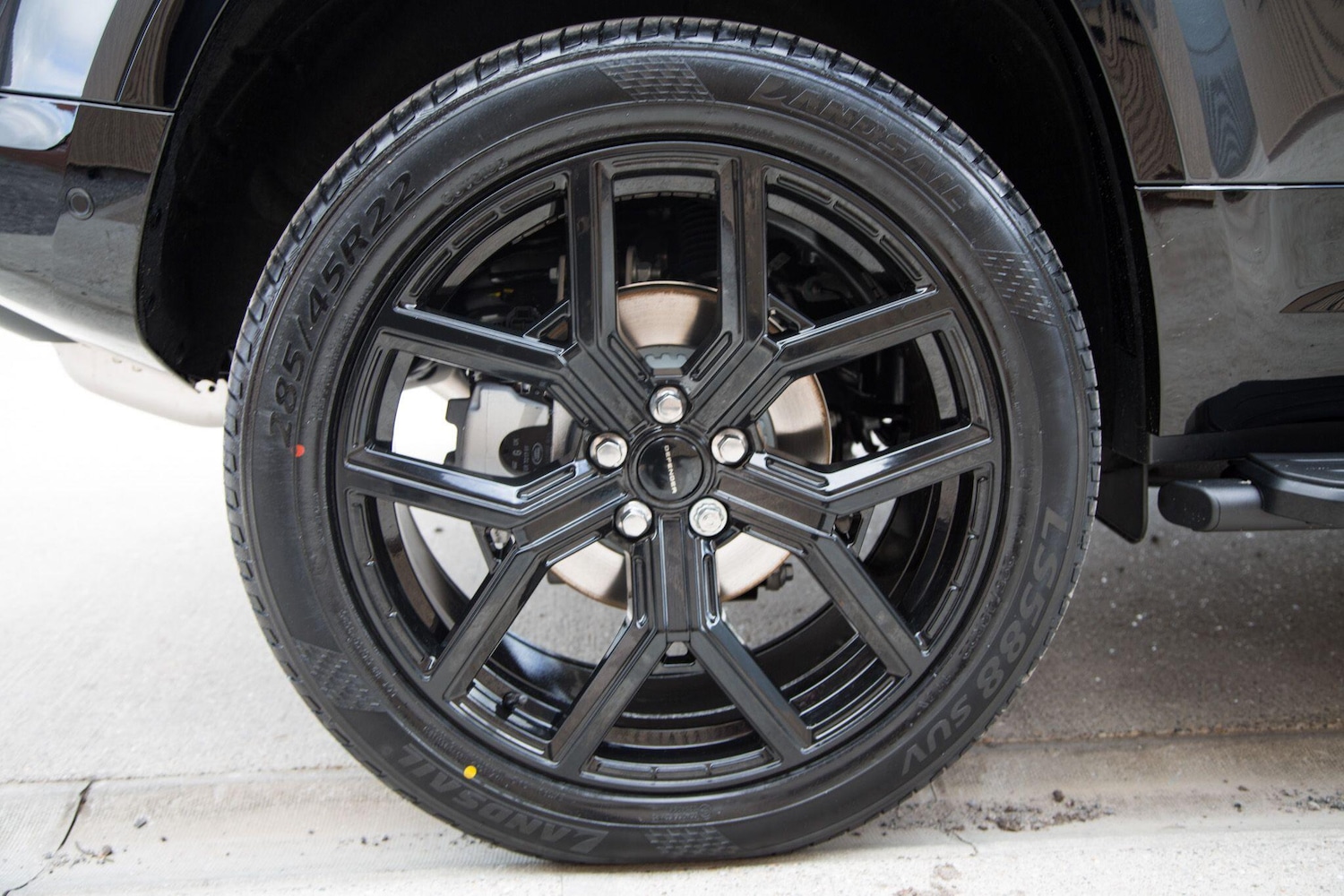 Used Land Rover Defender 110 for sale - 78092727: Photo 55