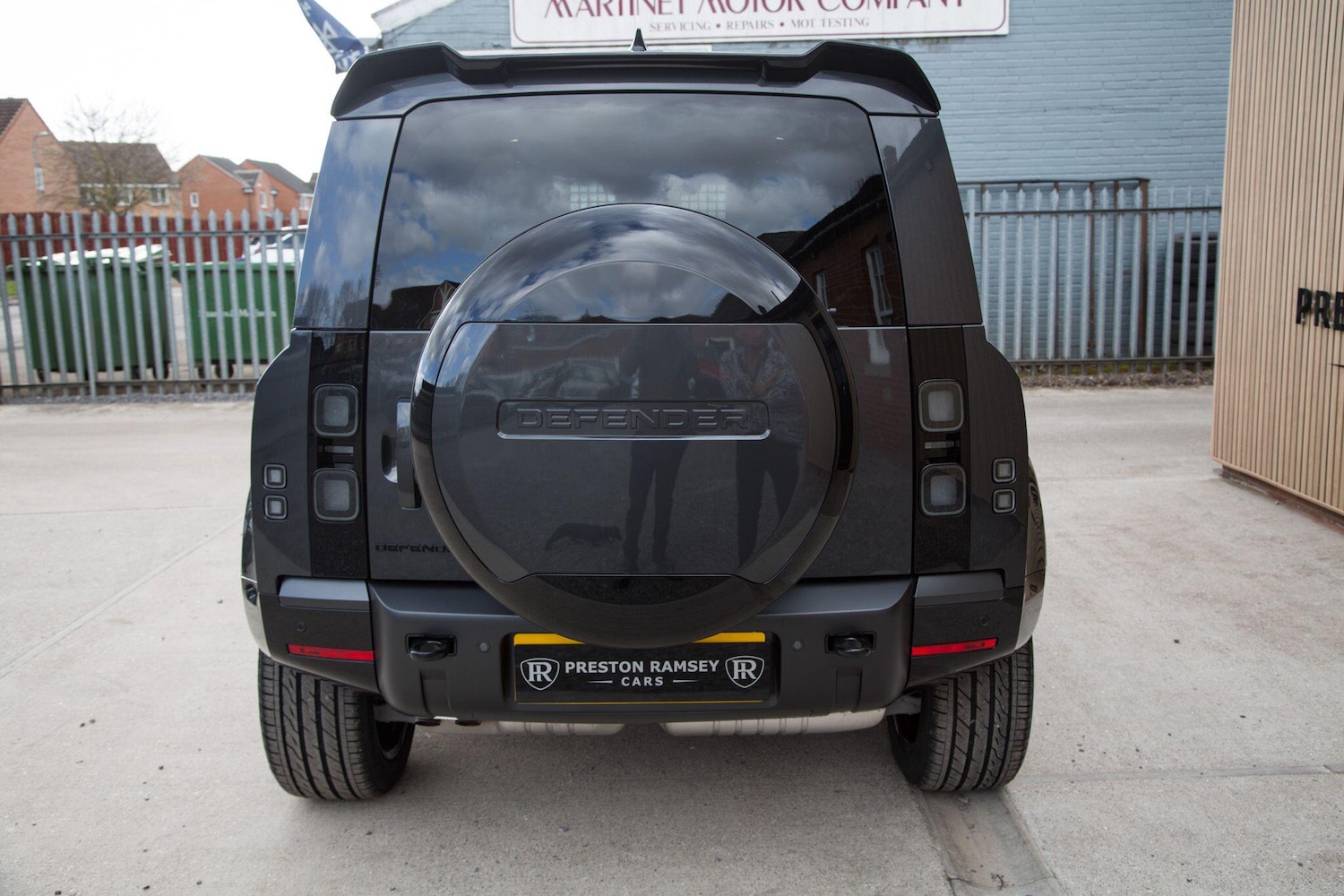 Used Land Rover Defender 110 for sale - 78092727: Photo 6