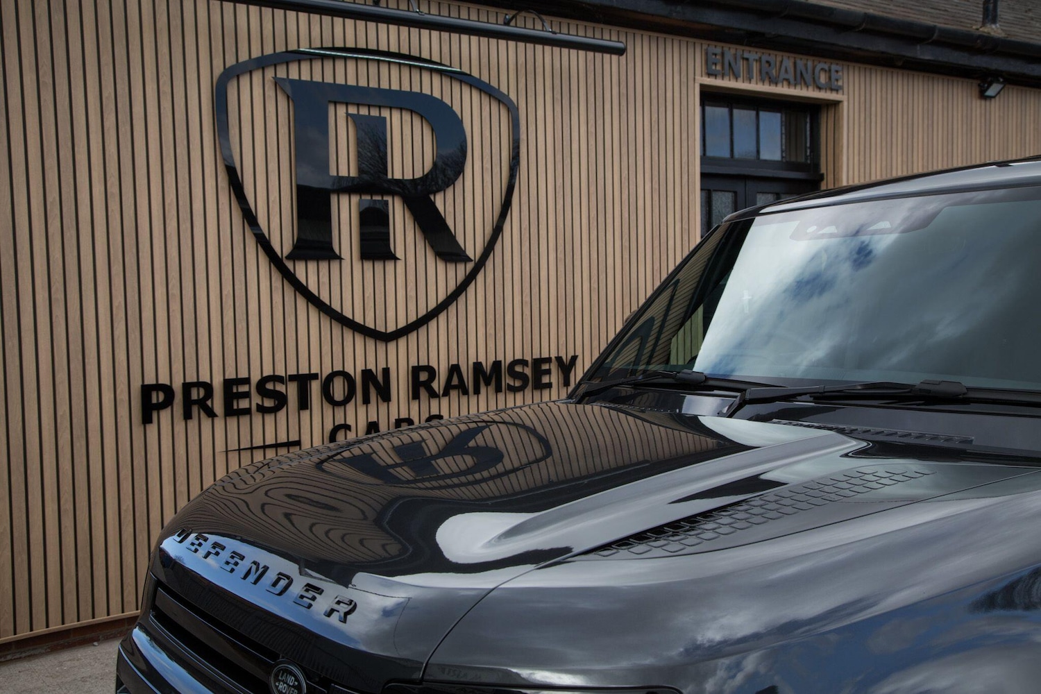 Used Land Rover Defender 110 for sale - 78092727: Photo 8