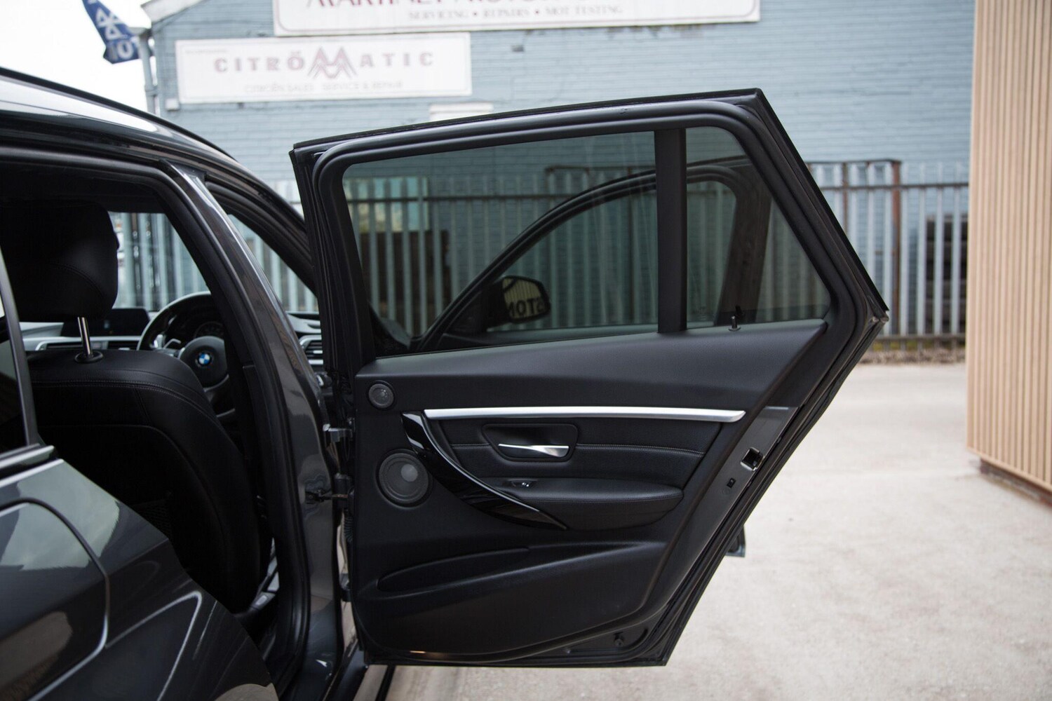 Used BMW 3 Series 2019 for sale - 78092730: Photo 29