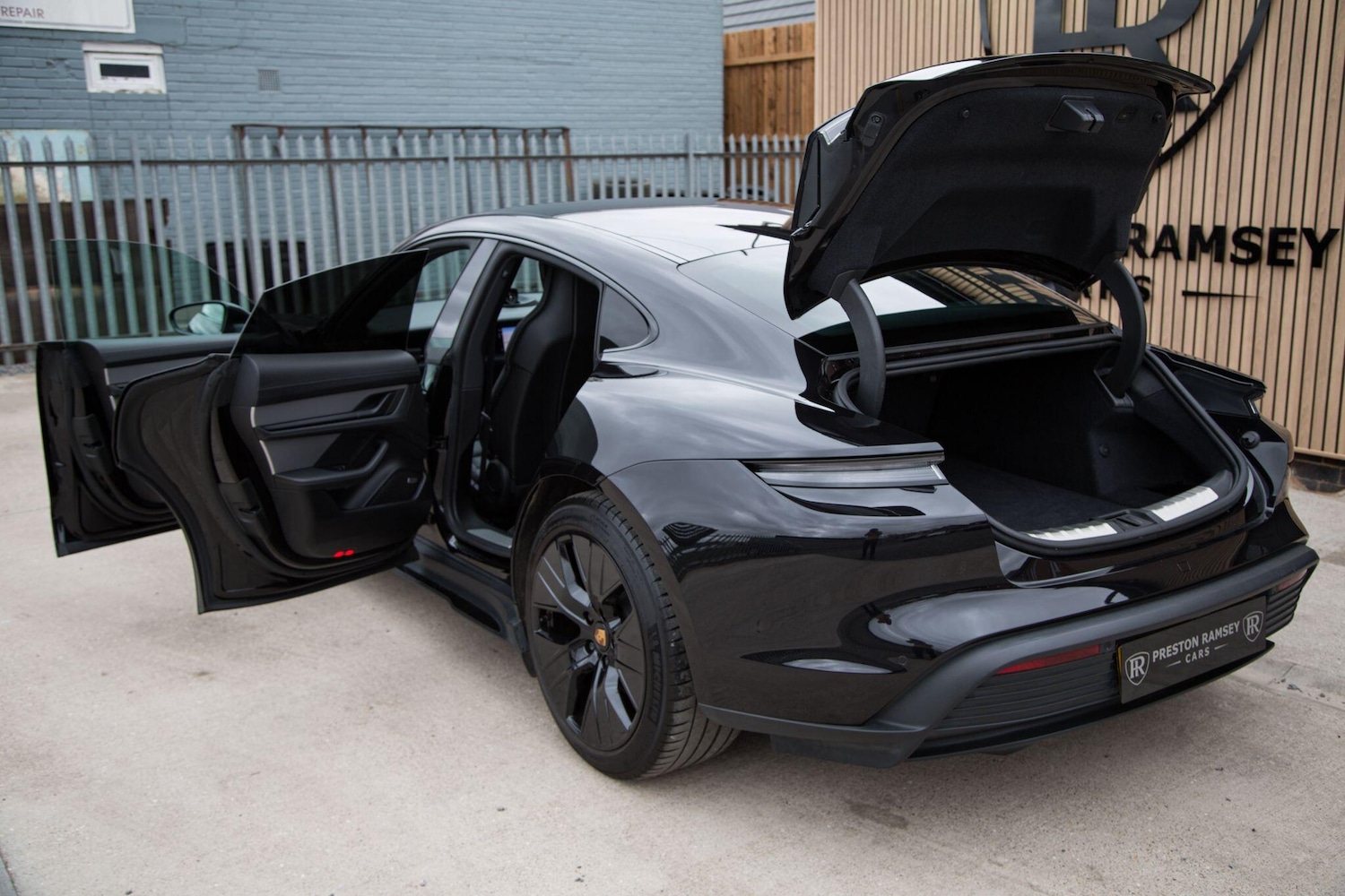 Used Porsche Taycan for sale - 78092740: Photo 18