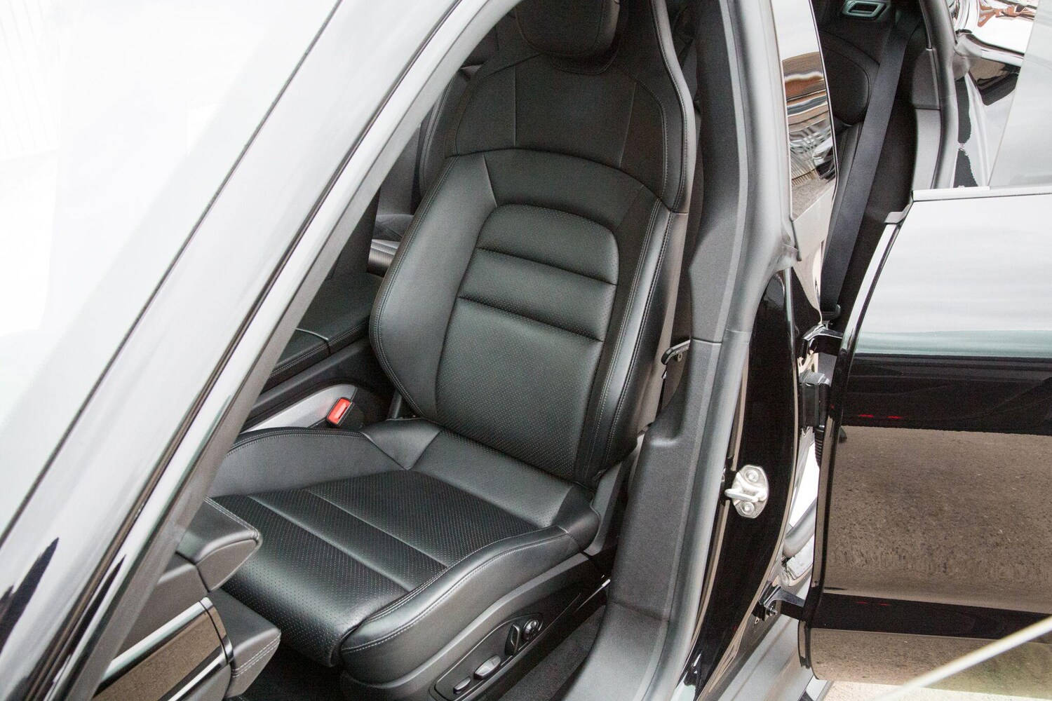 Used Porsche Taycan for sale - 78092740: Photo 30