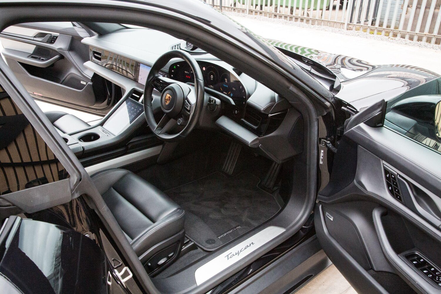 Used Porsche Taycan for sale - 78092740: Photo 31