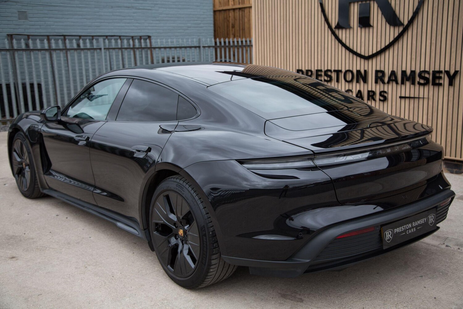 Used Porsche Taycan for sale - 78092740: Photo 6