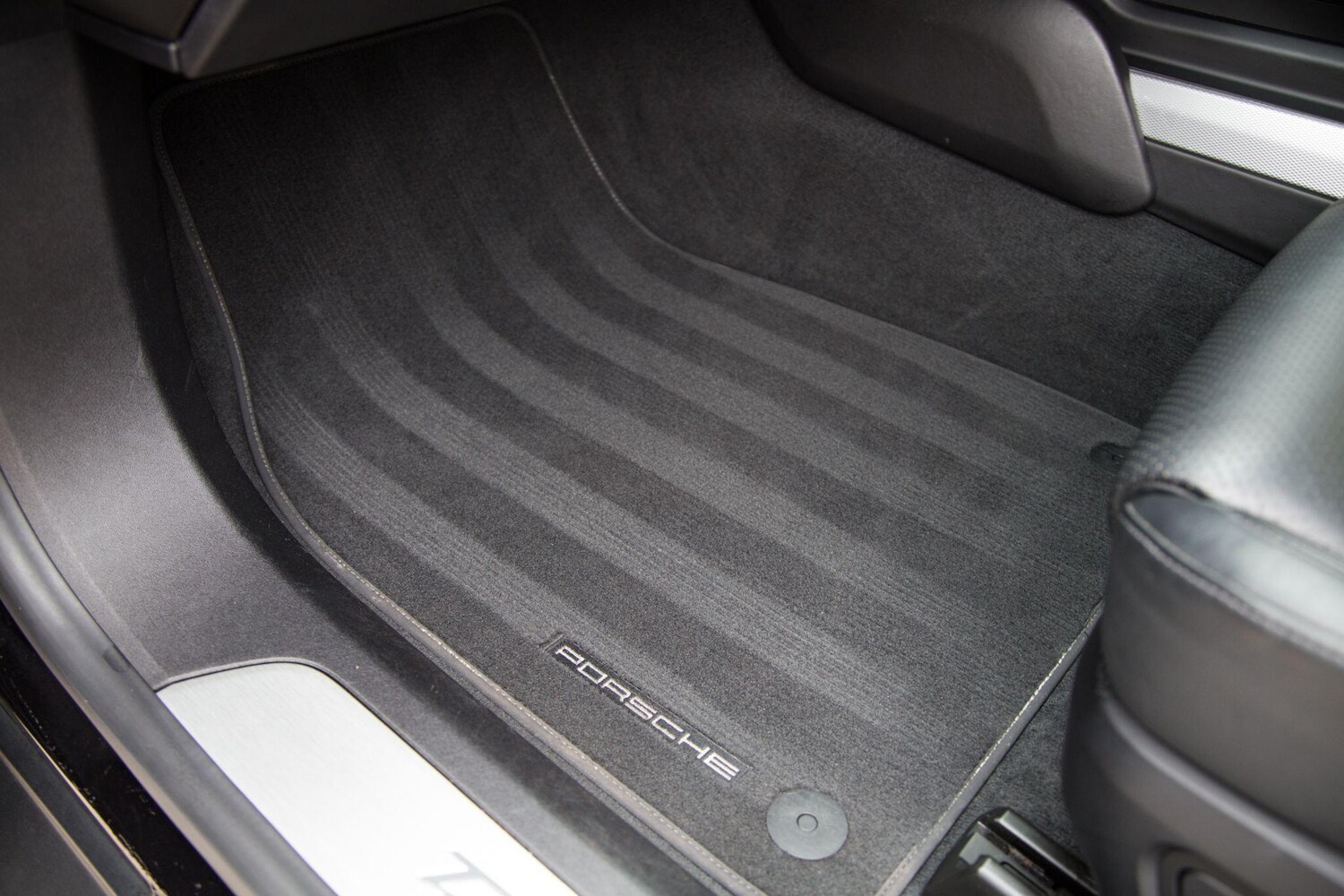 Used Porsche Taycan for sale - 78092740: Photo 76