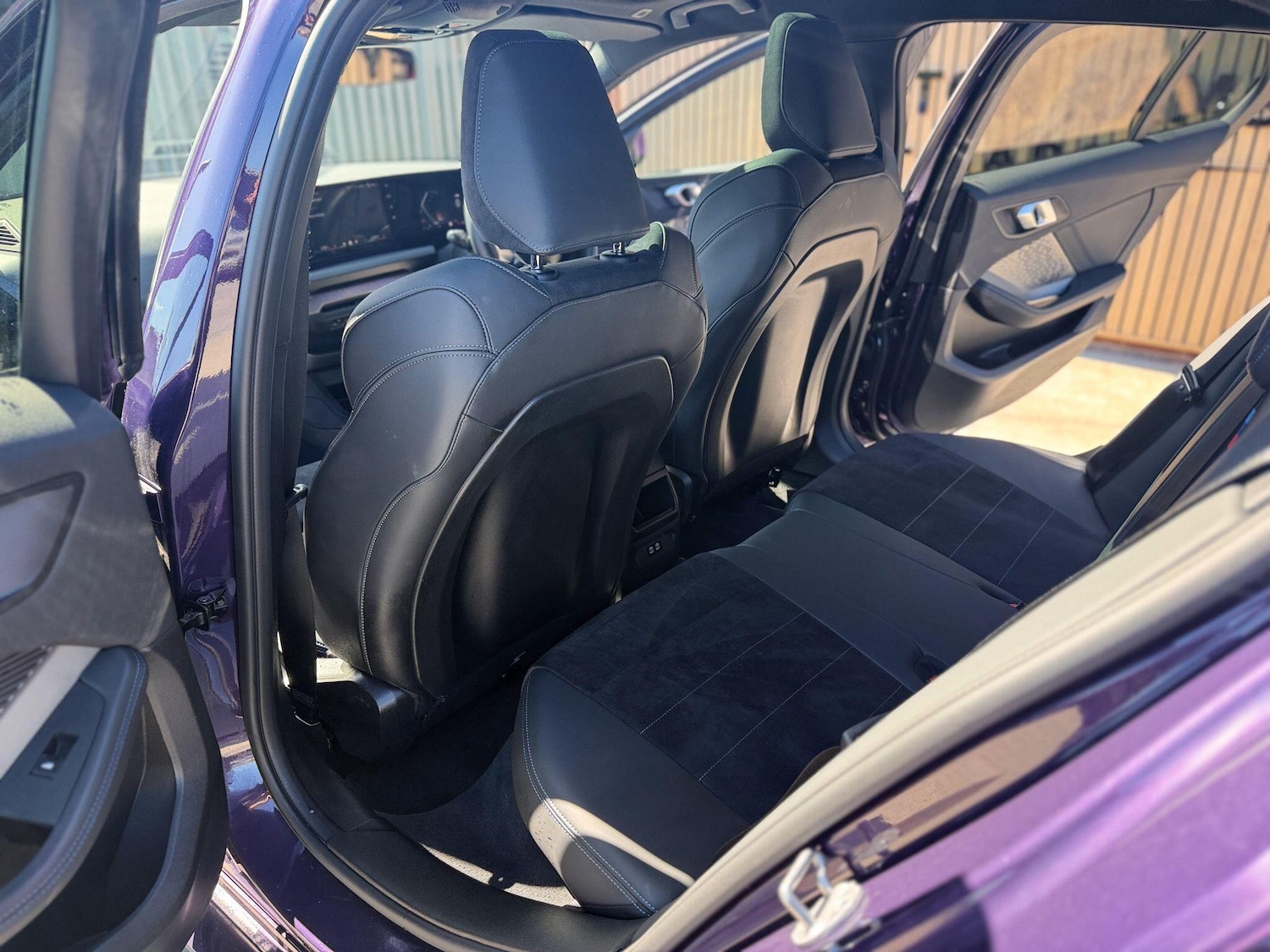 Used BMW 1 Series 2024 for sale - 78115422: Photo 24