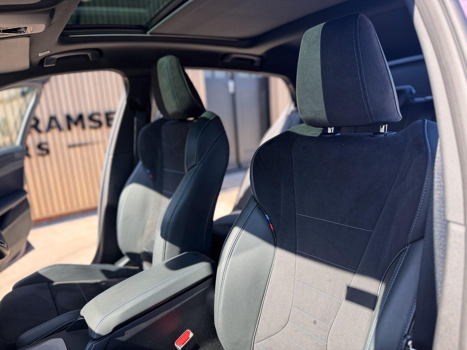 Used BMW 1 Series 2024 for sale - 78115422: Photo 26