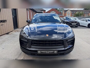 Used Porsche Macan 2021 for sale - 78866272: Photo