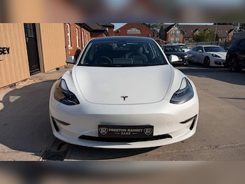 Used Tesla Model 3 2021 for sale - 79520947: Photo