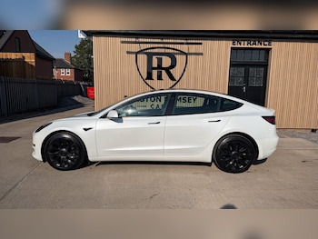 Used Tesla Model 3 2021 for sale - 79520947: Photo