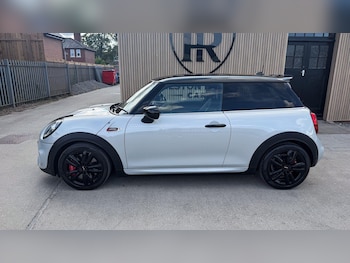 Used MINI Hatch 2020 for sale - 79532918: Photo