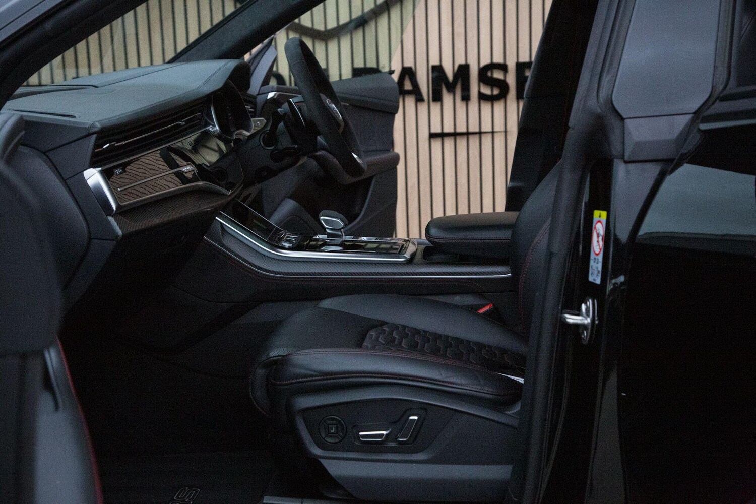 Used Audi RS Q8 for sale - 78141383: Photo 24