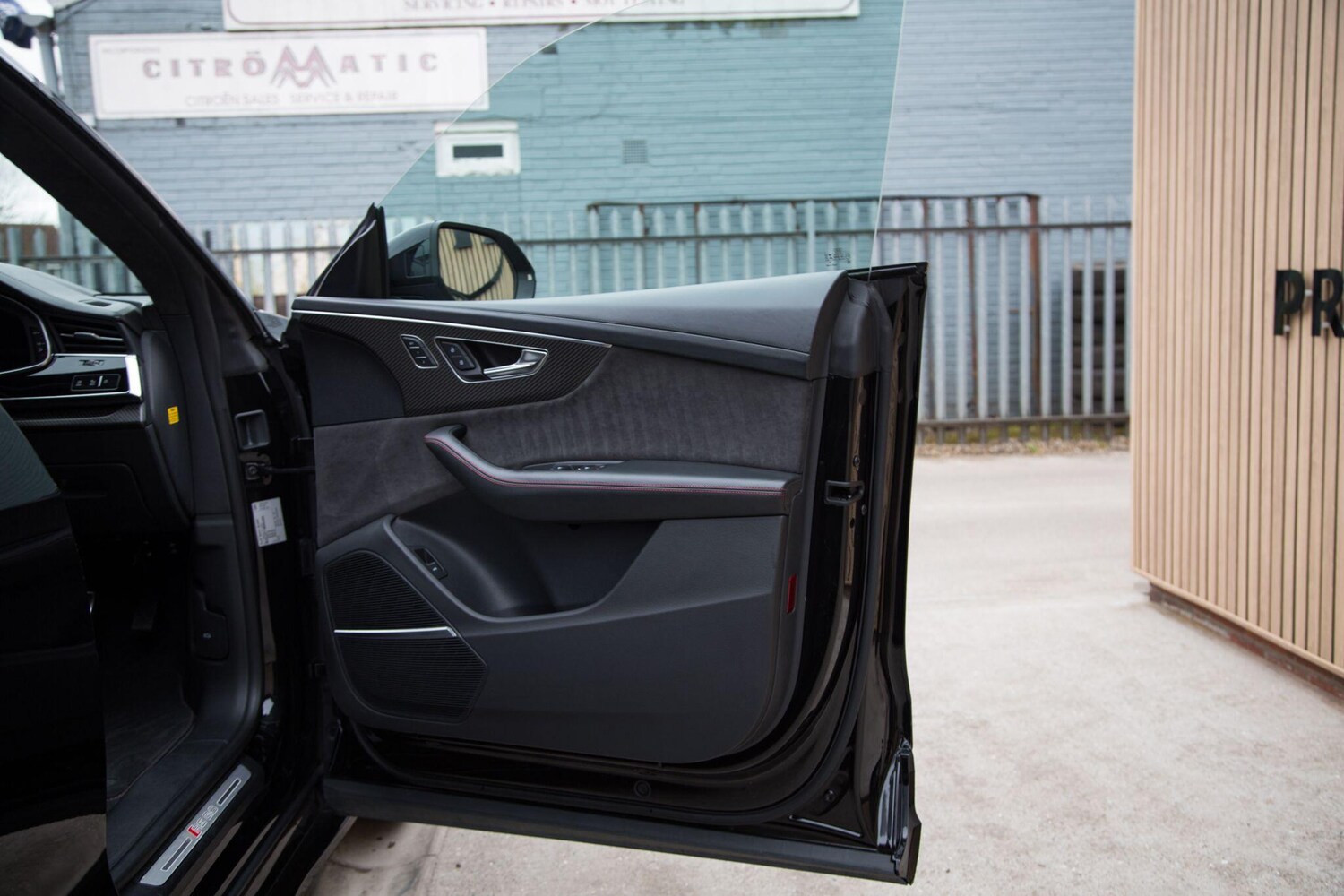 Used Audi RS Q8 for sale - 78141383: Photo 32