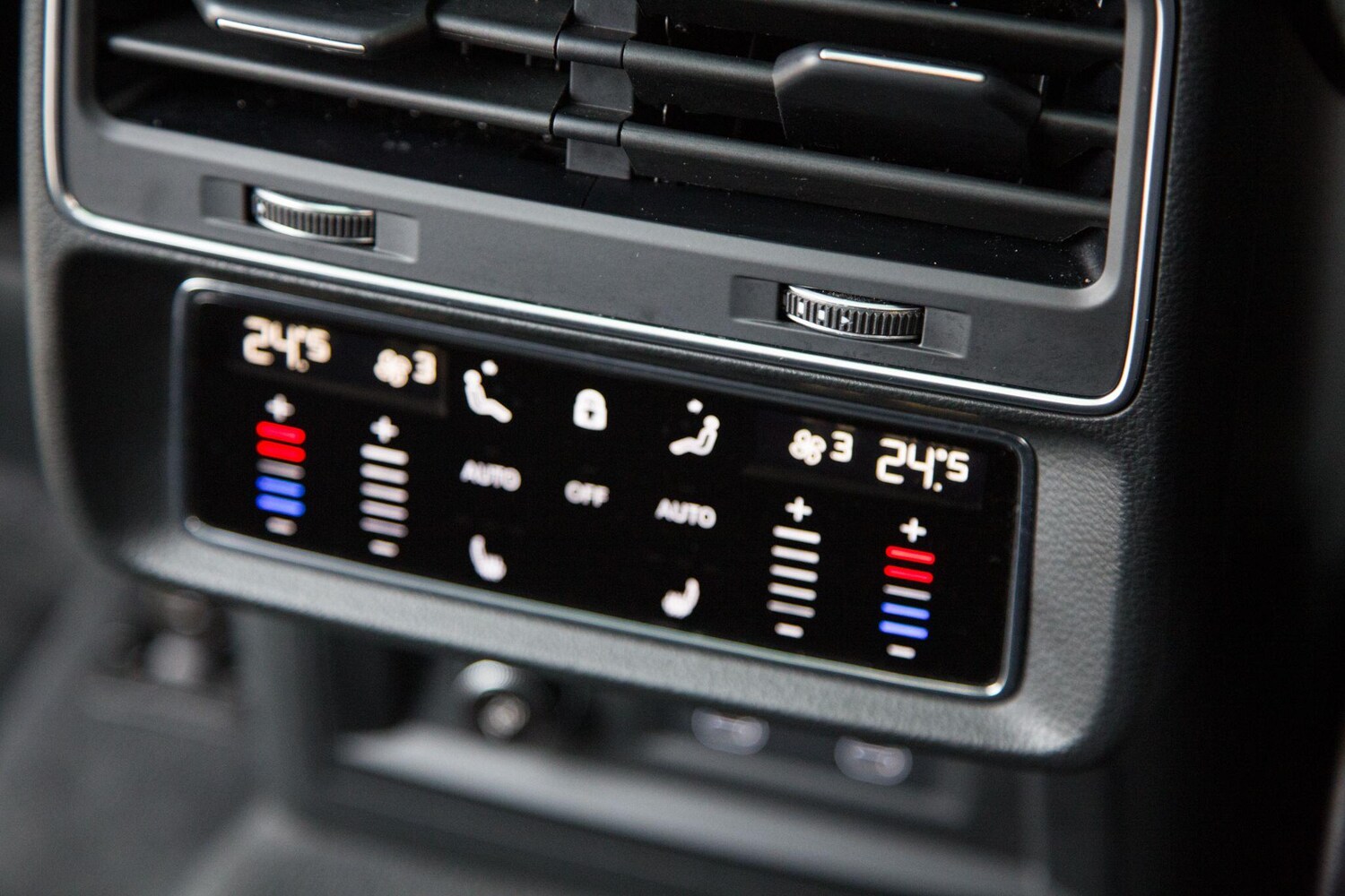 Used Audi RS Q8 for sale - 78141383: Photo 42