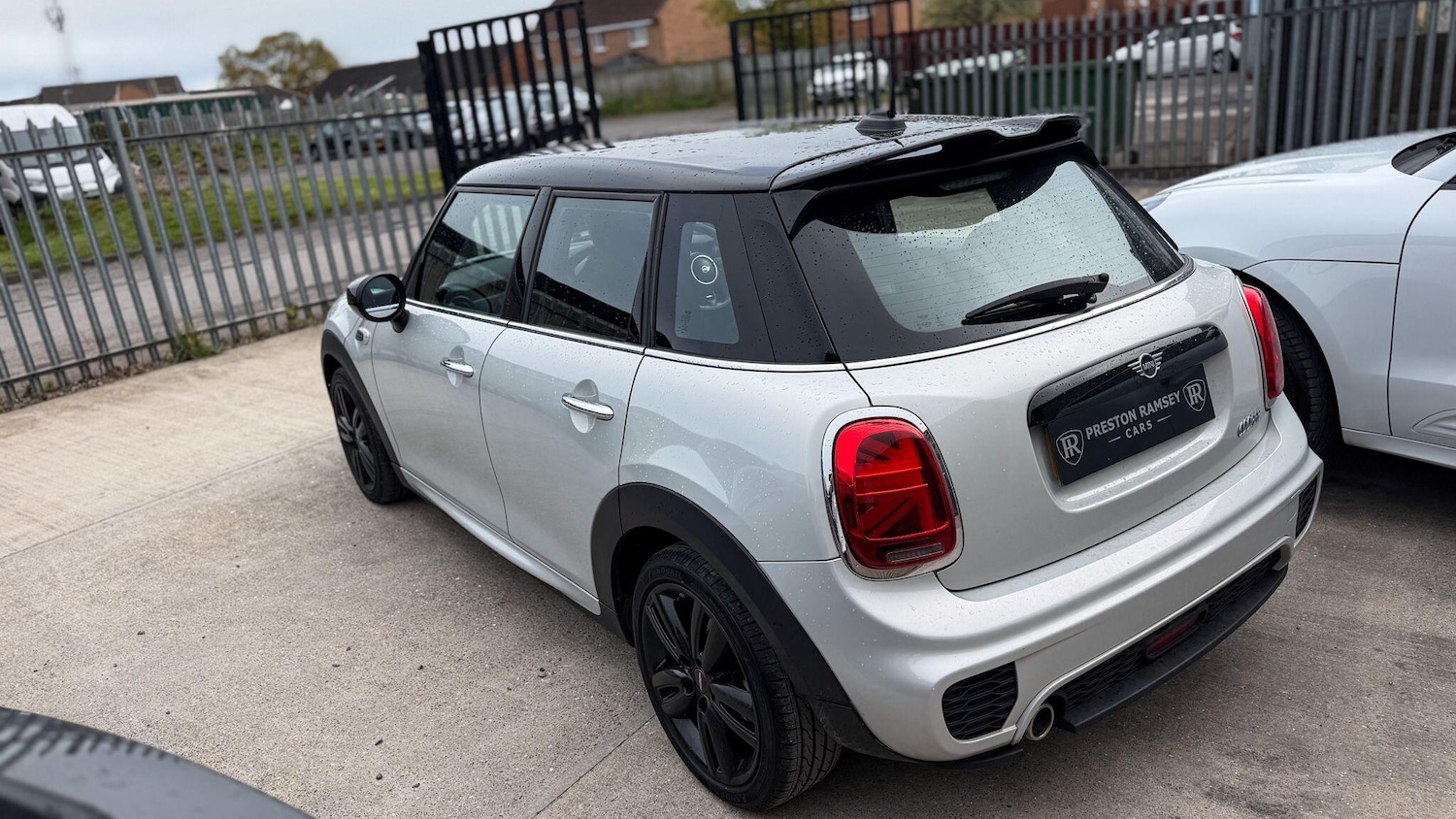 Used MINI Hatch for sale - 78214316: Photo 2