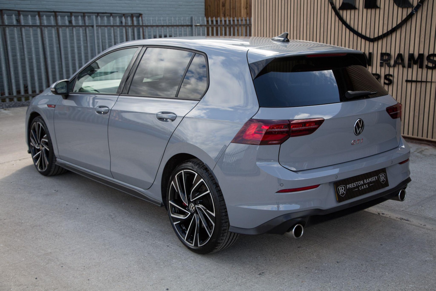 Used Volkswagen Golf 2020 for sale - 78099883: Photo 5