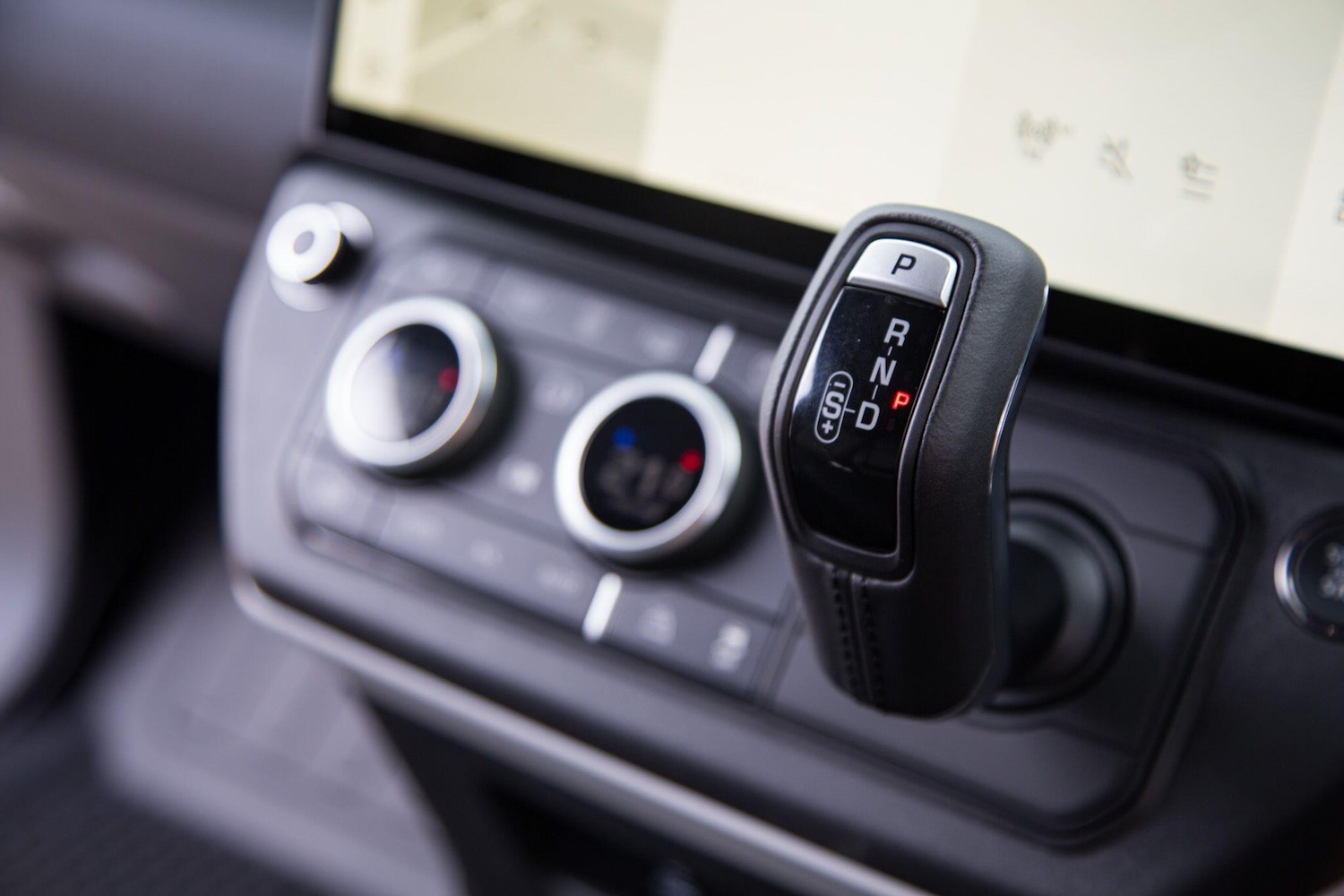 Used Land Rover Defender 110 for sale - 78170600: Photo 49