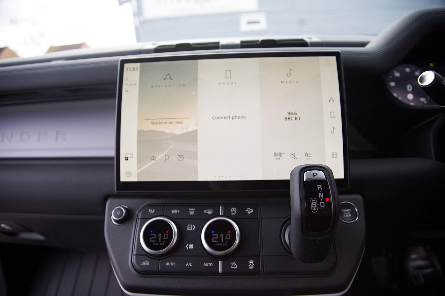 Used Land Rover Defender 110 for sale - 78170600: Photo 53