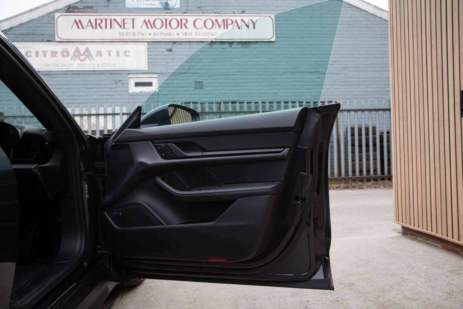 Used Porsche Taycan for sale - 78092729: Photo 14