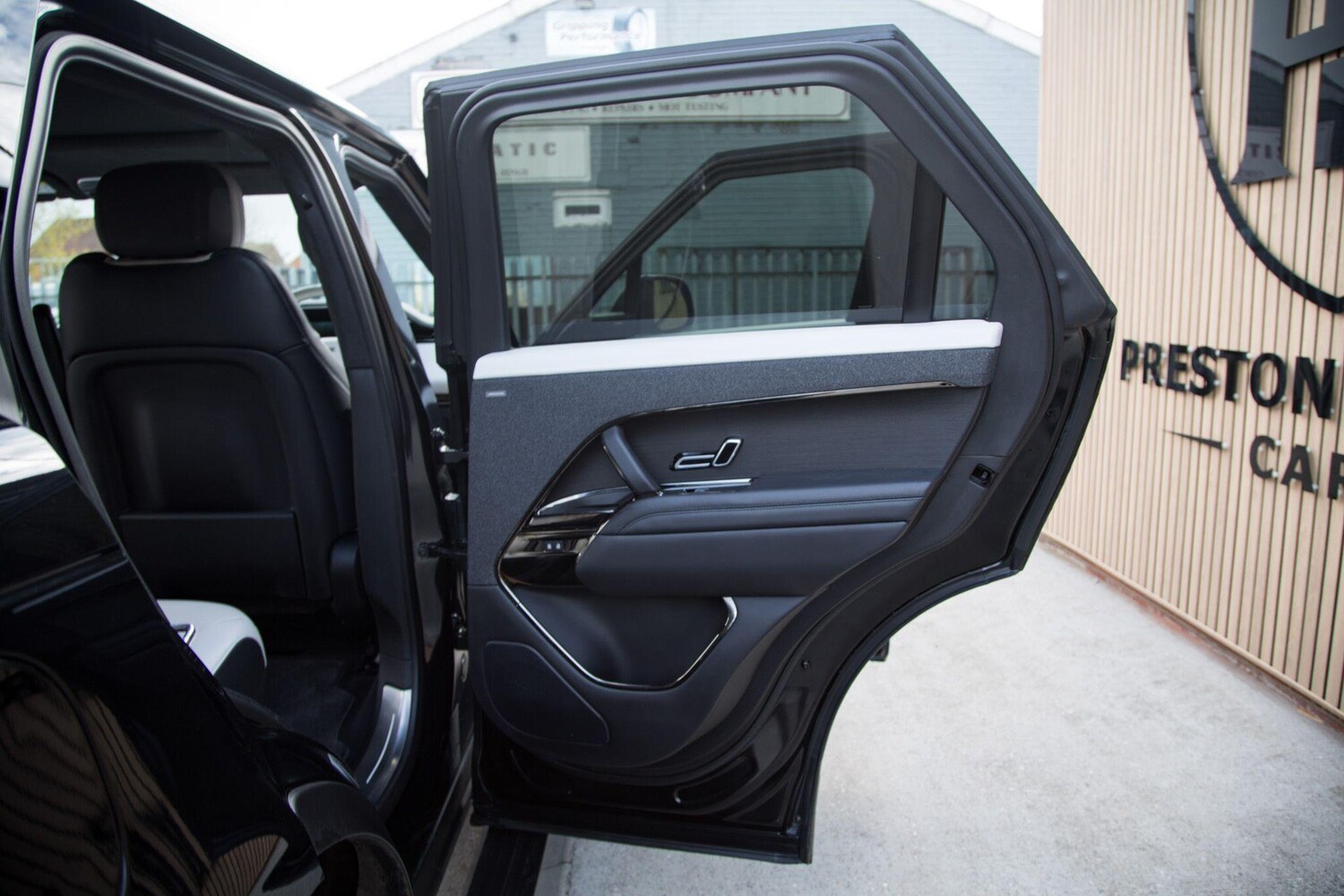 Used Hyundai i10 2022 for sale - 78092741: Photo 25