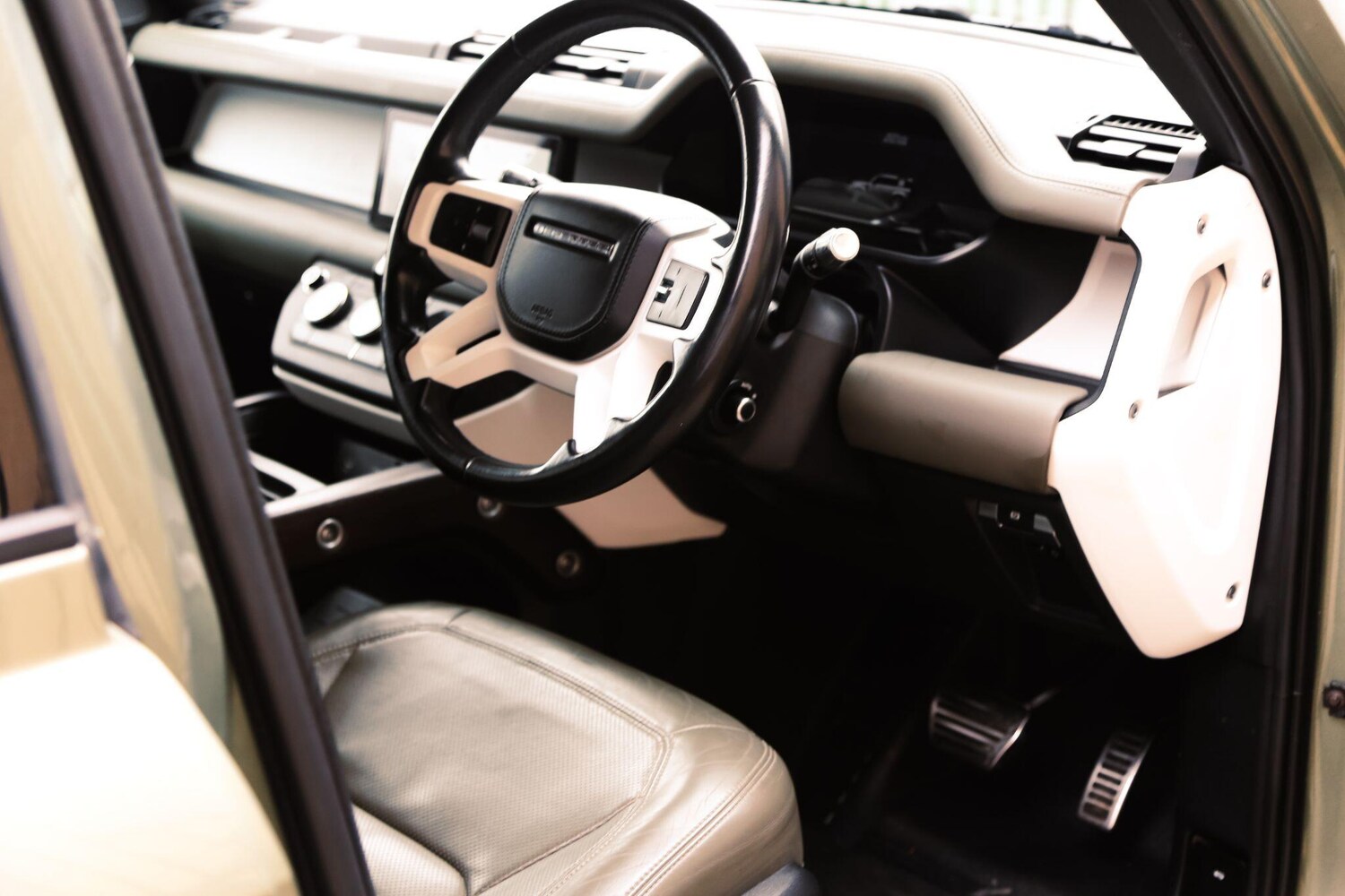 Used Land Rover Defender 2020 for sale - 78092726: Photo 22