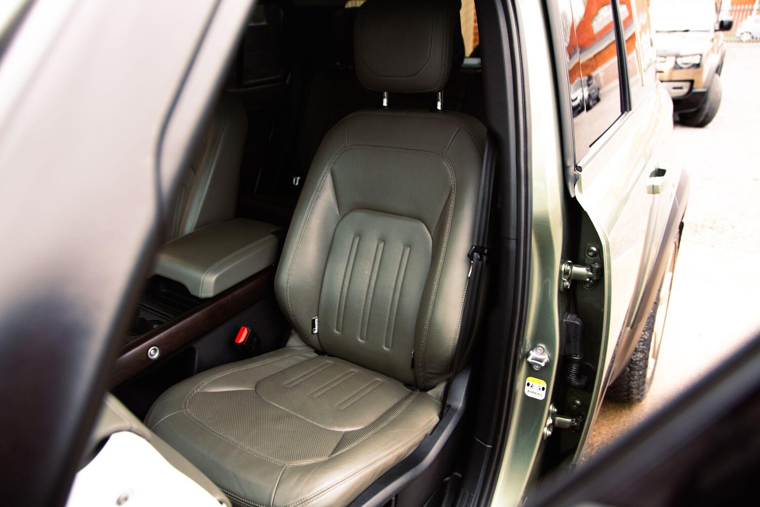 Used Land Rover Defender 2020 for sale - 78092726: Photo 24