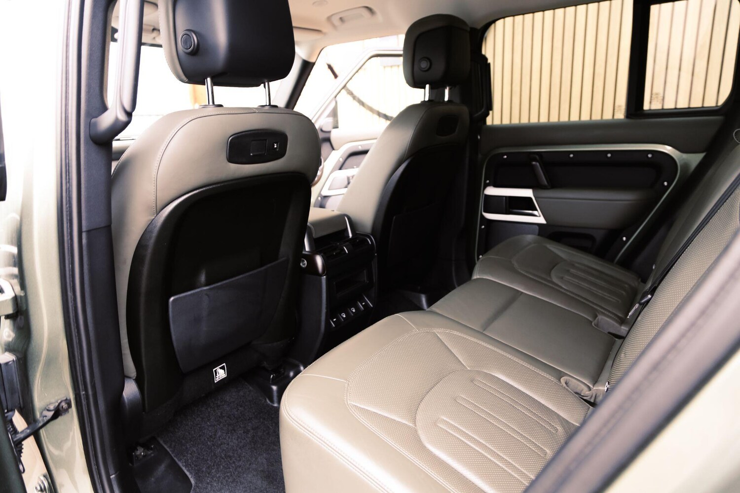 Used Land Rover Defender 2020 for sale - 78092726: Photo 29