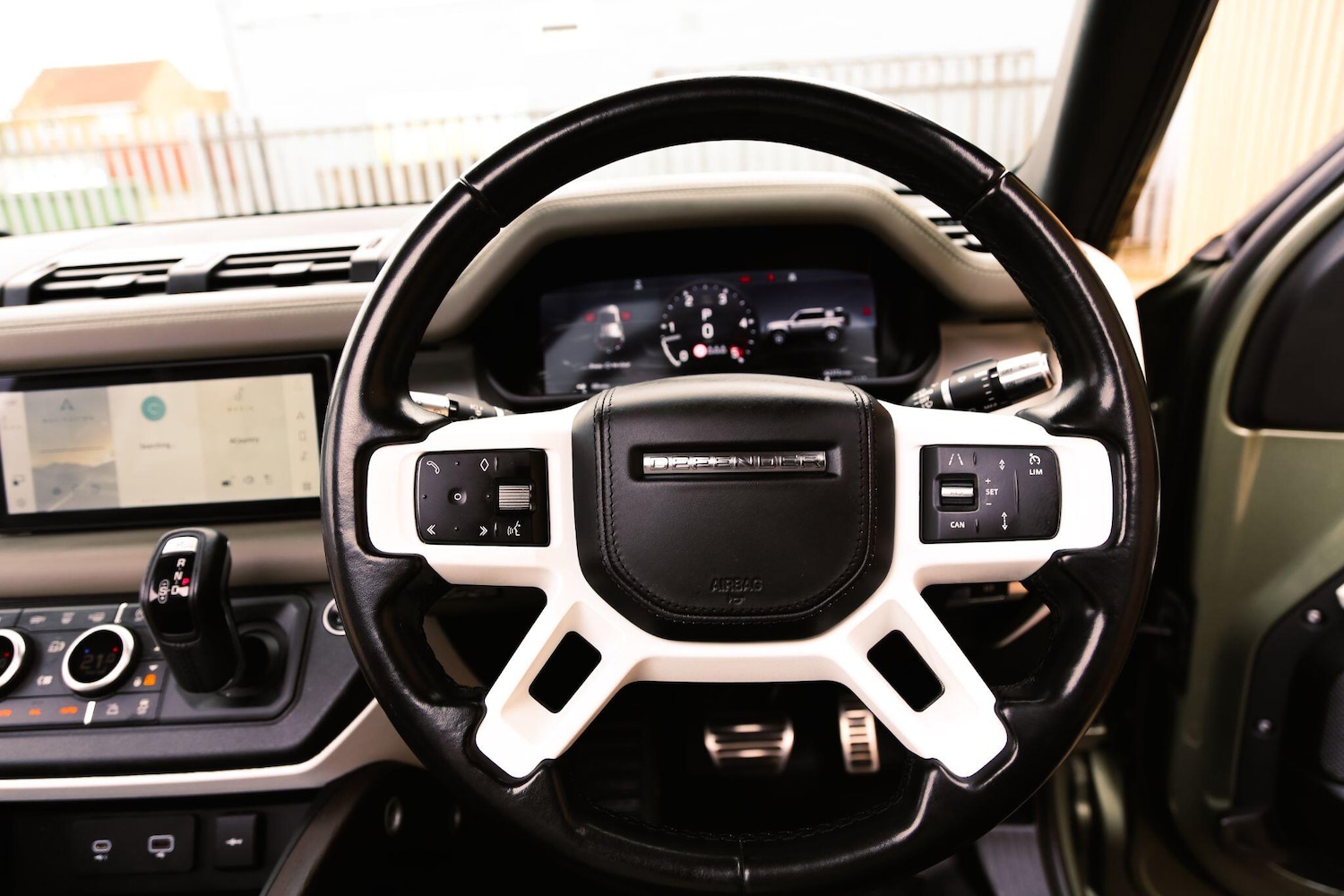 Used Land Rover Defender 2020 for sale - 78092726: Photo 34