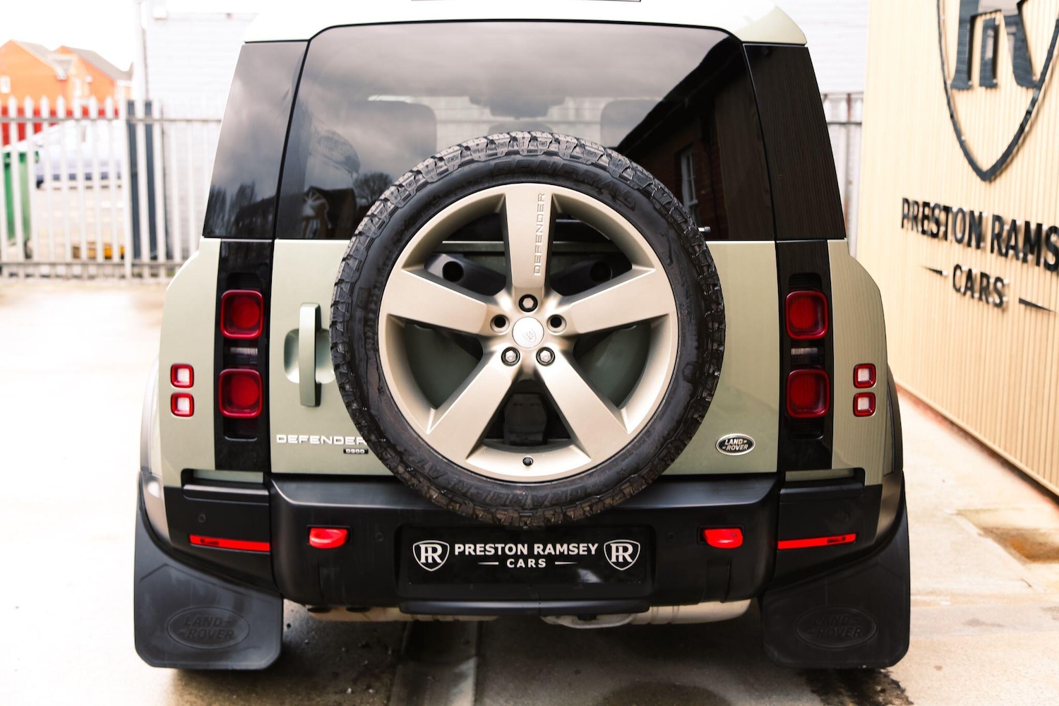 Used Land Rover Defender 2020 for sale - 78092726: Photo 5