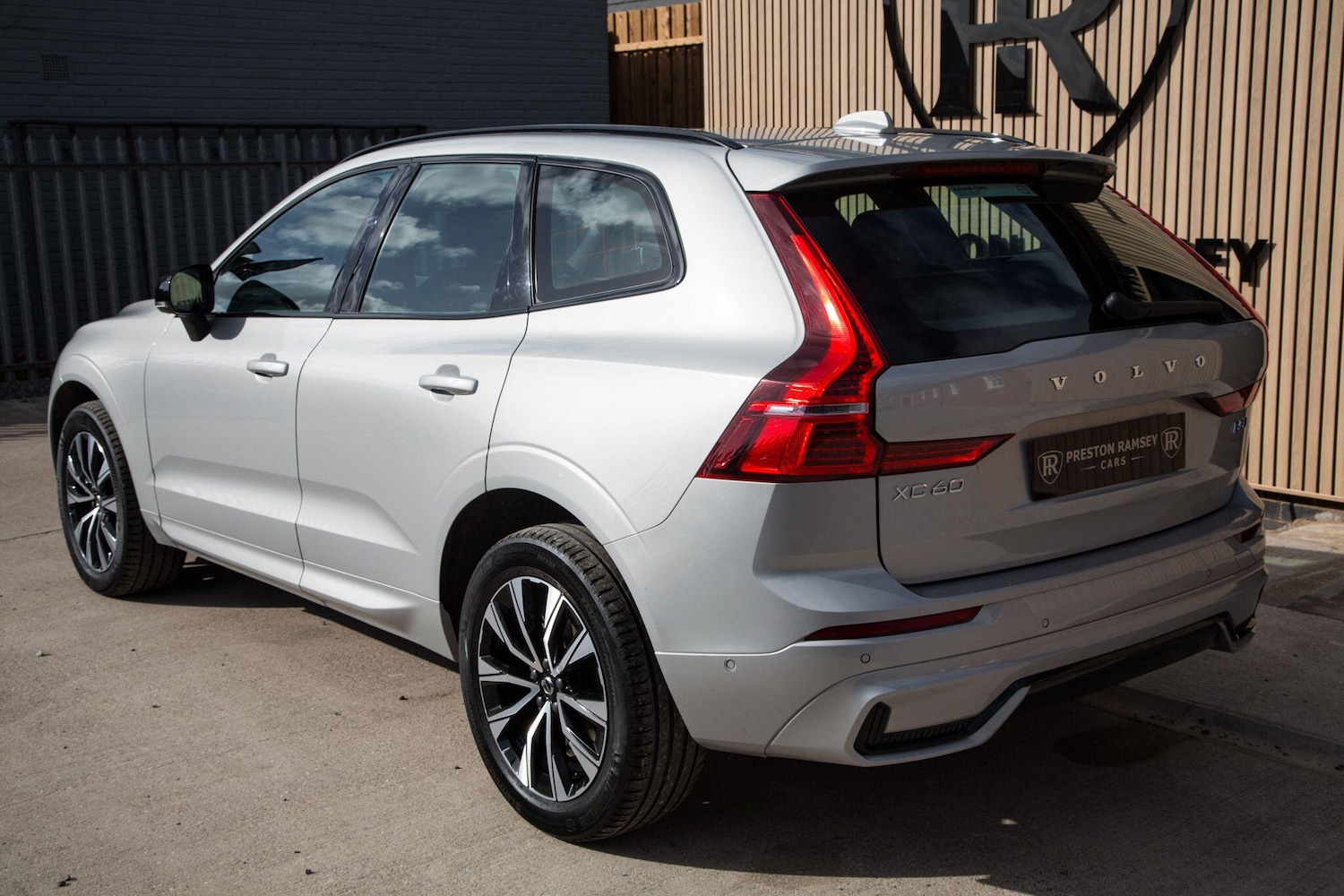 Used Volvo XC60 2022 for sale - 78092737: Photo 11