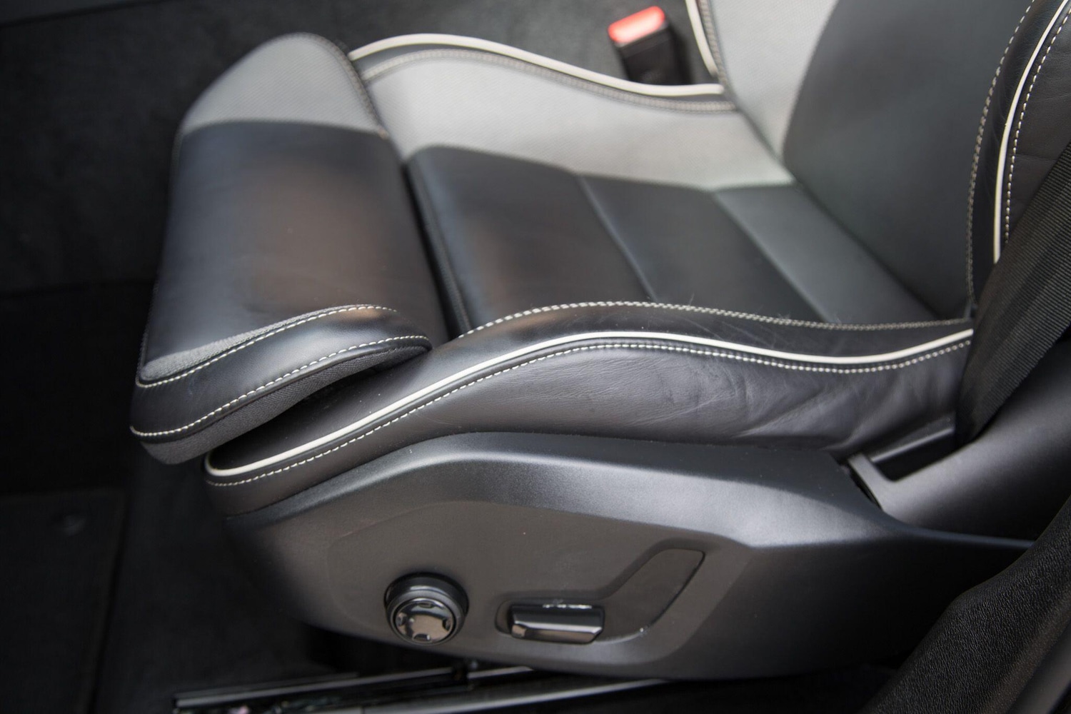 Used Volvo XC60 2022 for sale - 78092737: Photo 77