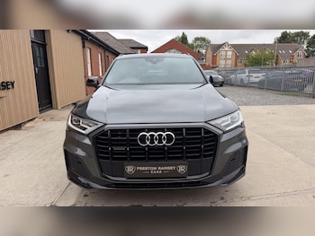 Used Audi Q7 2023 for sale - 79452952: Photo