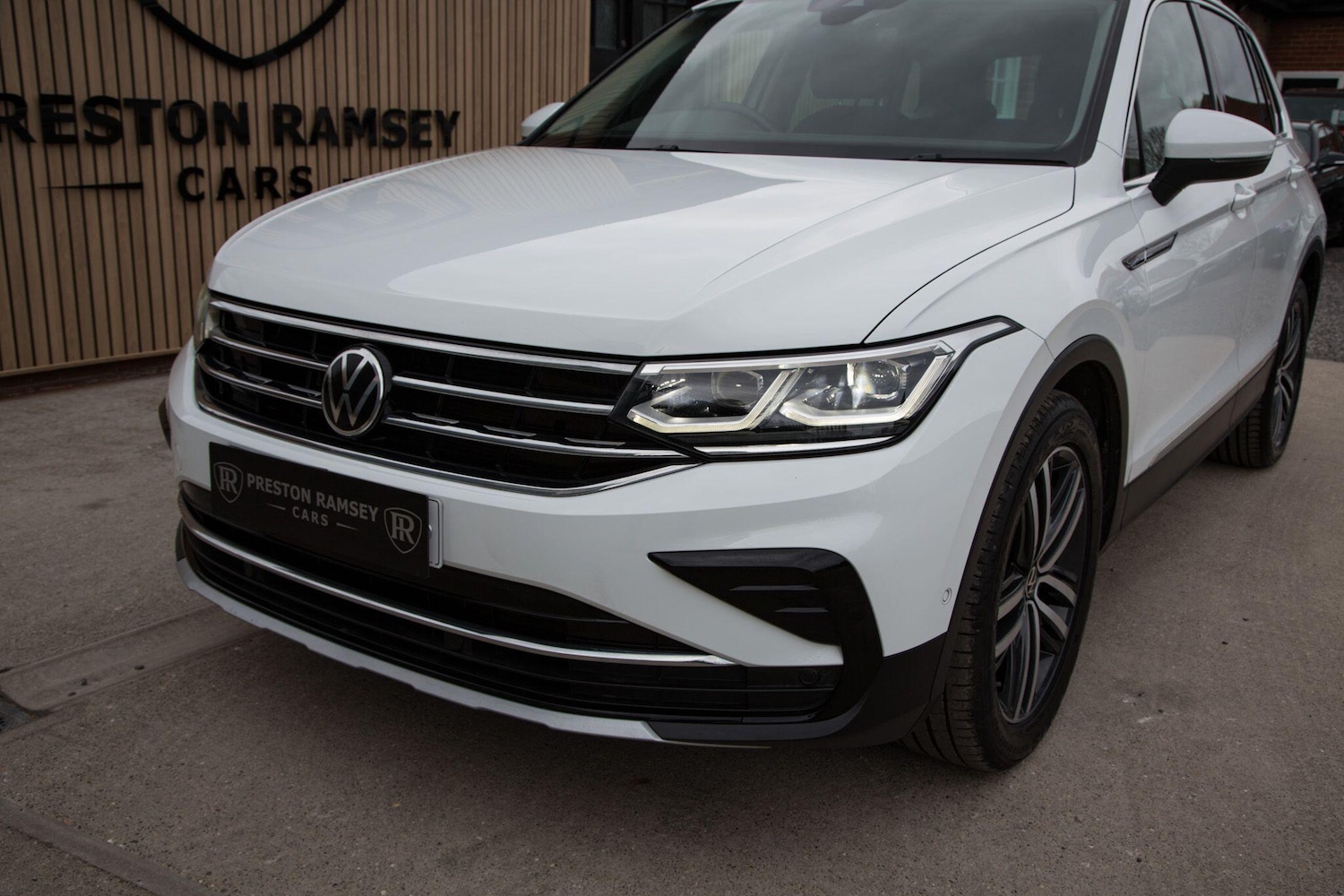 Used Volkswagen Tiguan 2021 for sale - 78116032: Photo 10