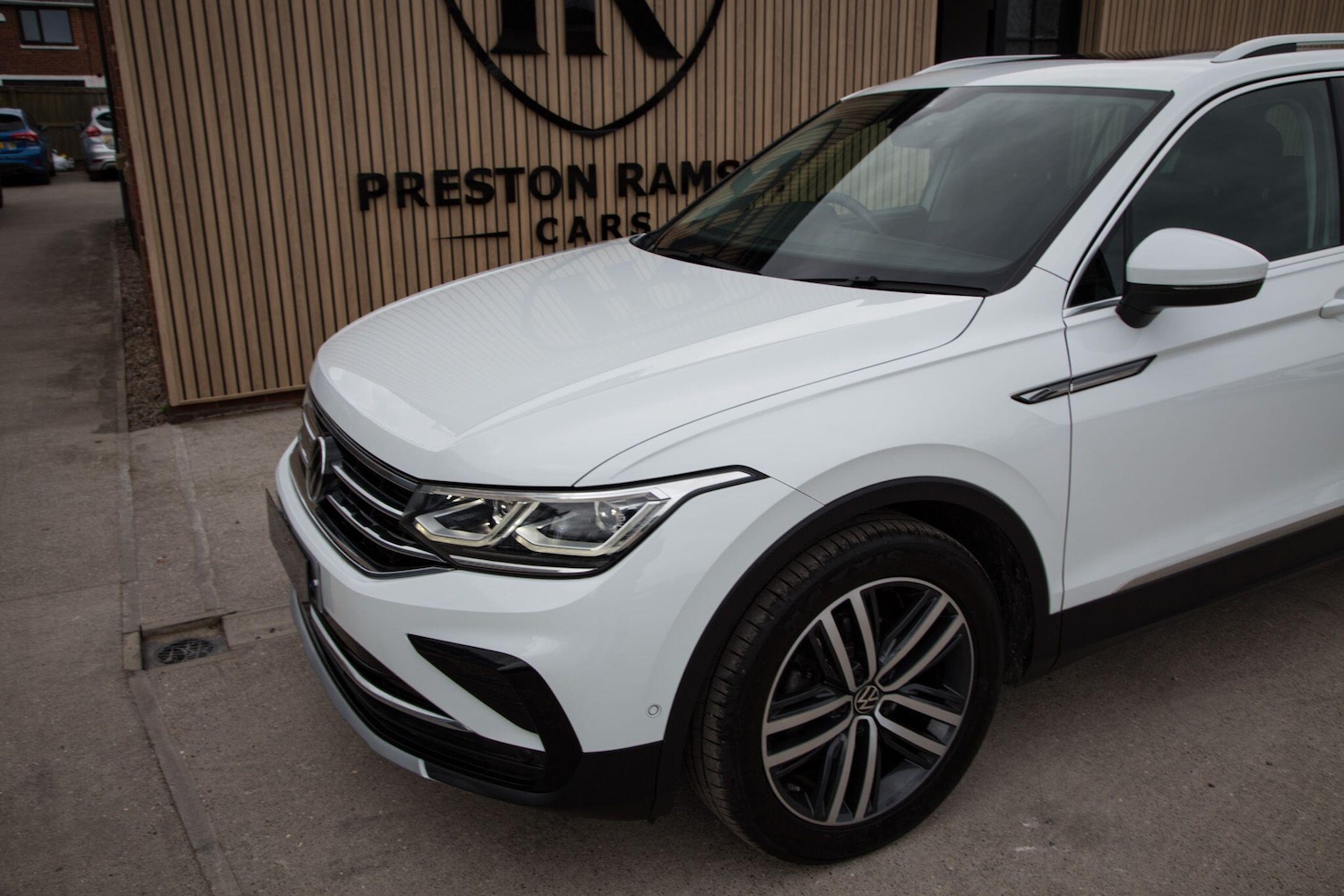 Used Volkswagen Tiguan 2021 for sale - 78116032: Photo 13