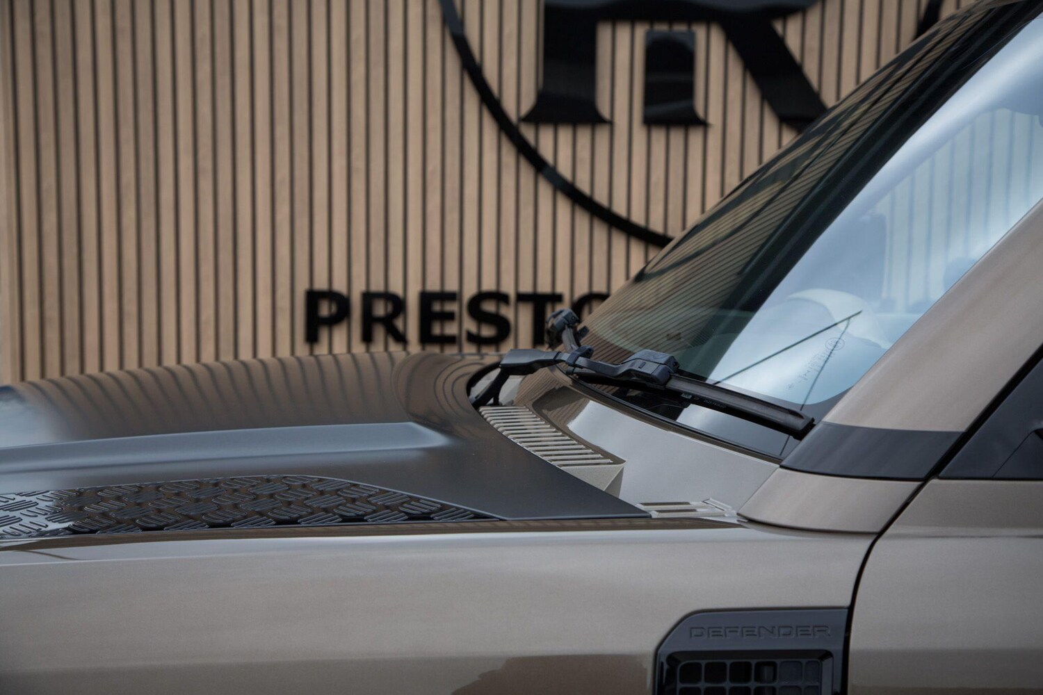 Used Land Rover Defender 2021 for sale - 78092734: Photo 13