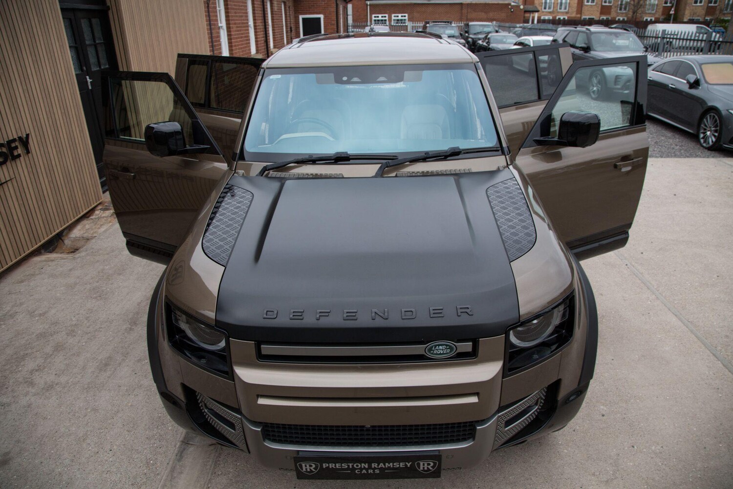 Used Land Rover Defender 2021 for sale - 78092734: Photo 30