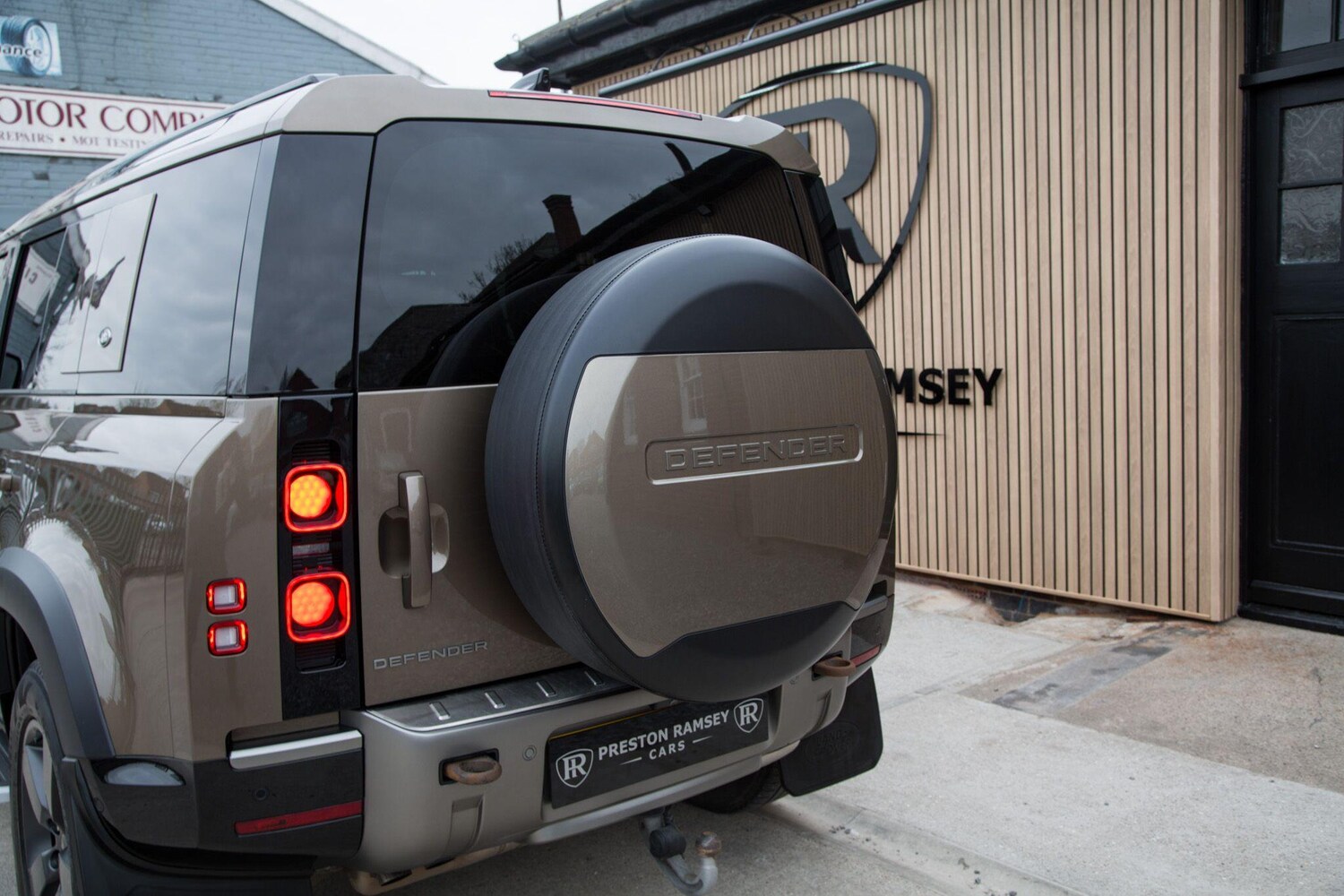 Used Land Rover Defender 2021 for sale - 78092734: Photo 48