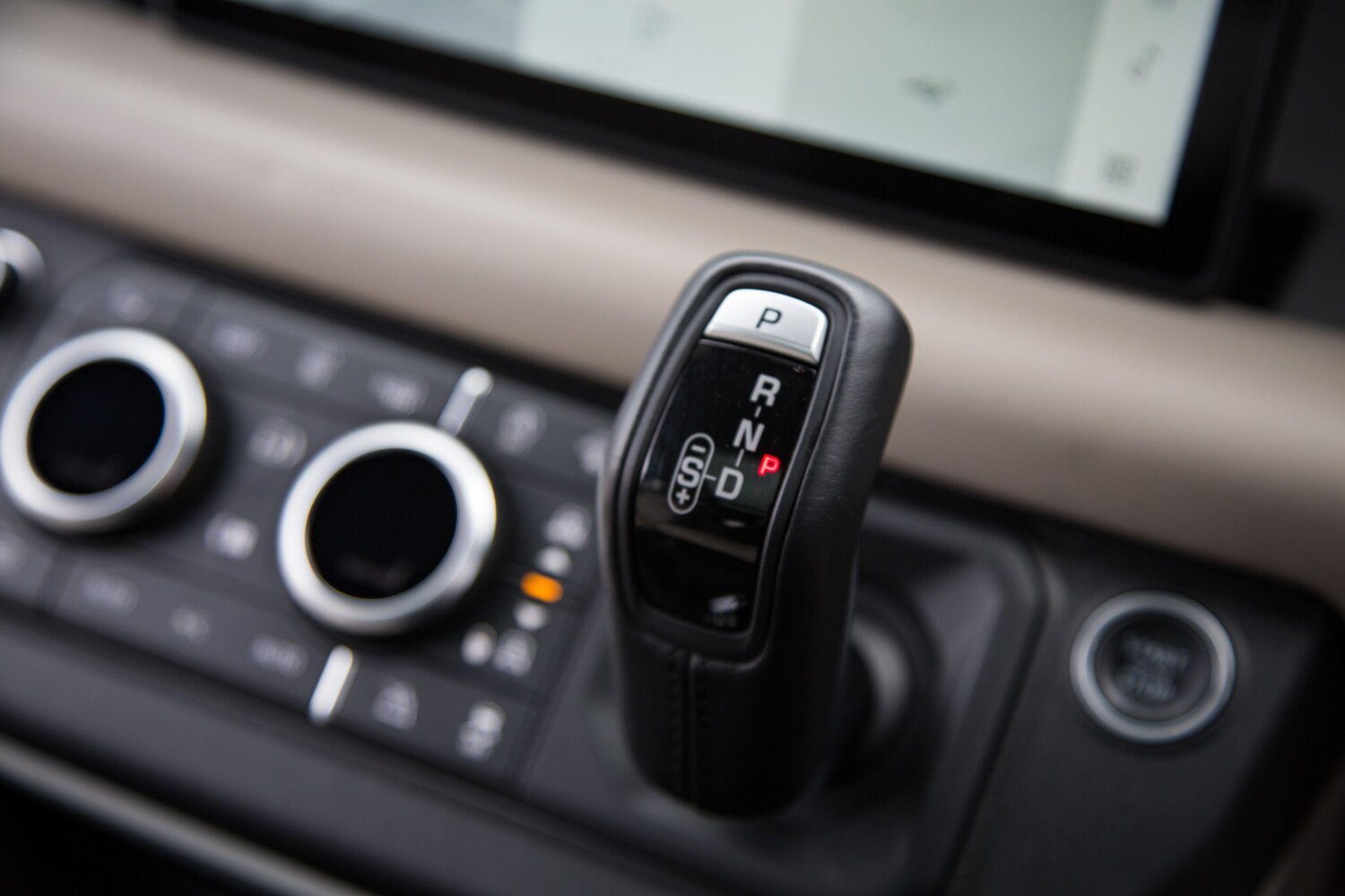 Used Land Rover Defender 2021 for sale - 78092734: Photo 60