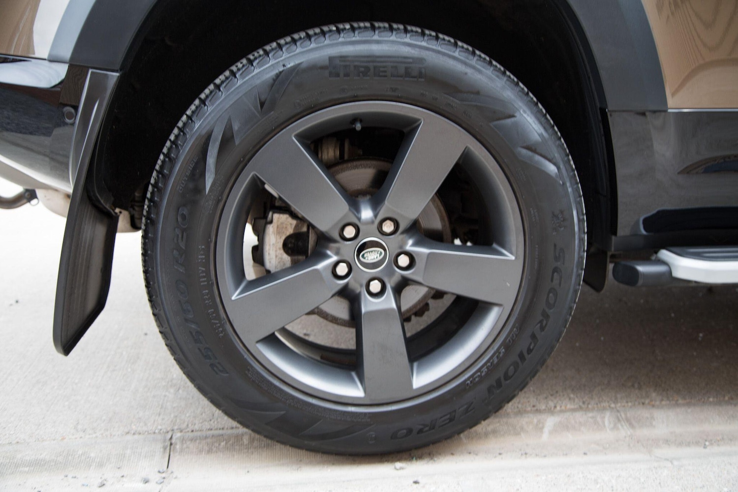 Used Land Rover Defender 2021 for sale - 78092734: Photo 69