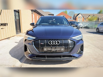 Used Audi e-tron 2021 for sale - 78375959: Photo