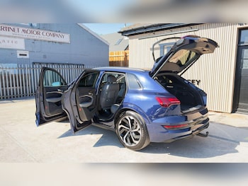 Used Audi e-tron 2021 for sale - 78375959: Photo