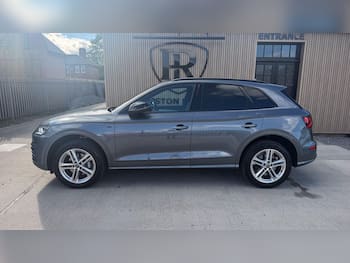 Used Audi Q5 2017 for sale - 79847841: Photo