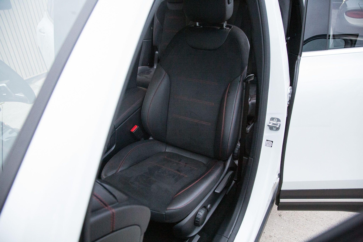 Used Mercedes-Benz EQB 2024 for sale - 78092735: Photo 30