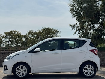 Used Hyundai i10 2016 for sale - 79547965: Photo