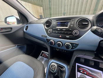 Used Hyundai i10 2016 for sale - 79547965: Photo