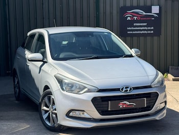 Used Hyundai i20 2017 for sale - 79189714: Photo